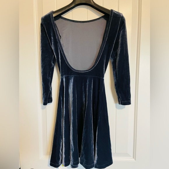 American Apparel long sleeve open back velvet skater dress in twilight - Picture 3 of 5